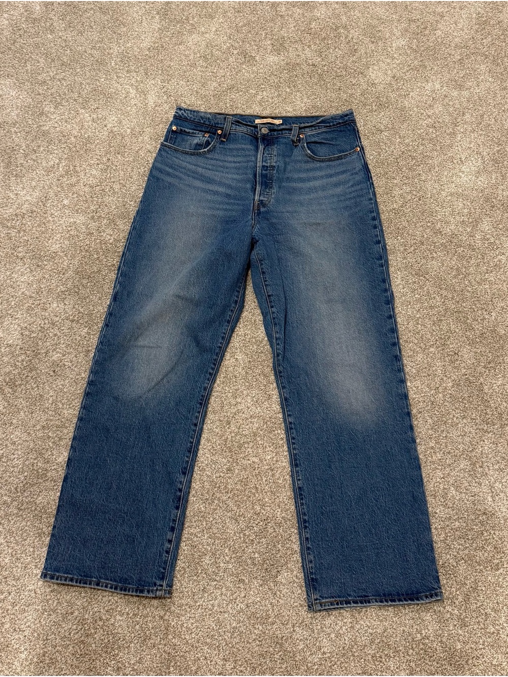 Levi's Women's High-Rise Straight-Leg Ribcage Jeans in Mid Blue